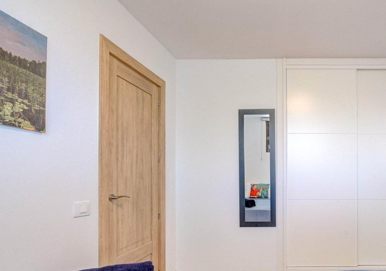 Stylish Flat And Pool With 3 Rooms, Sleeps 6, Los Cristianos 洛斯克里斯蒂亚诺斯 外观 照片